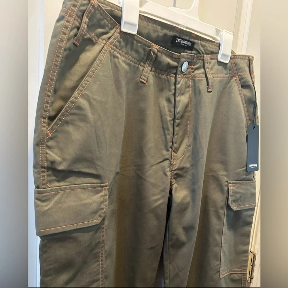 True Religion Men's Kalamata Green Cargo Pants 108335 Size 34 NWT